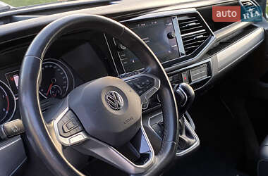 Минивэн Volkswagen Multivan 2020 в 