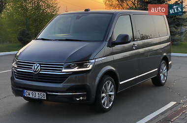 Минивэн Volkswagen Multivan 2020 в 