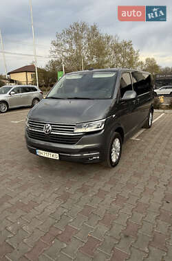 Минивэн Volkswagen Multivan 2021 в 