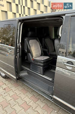 Минивэн Volkswagen Multivan 2021 в 