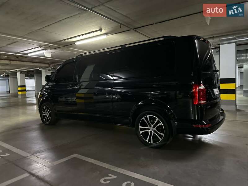 Минивэн Volkswagen Multivan 2012 в Киеве