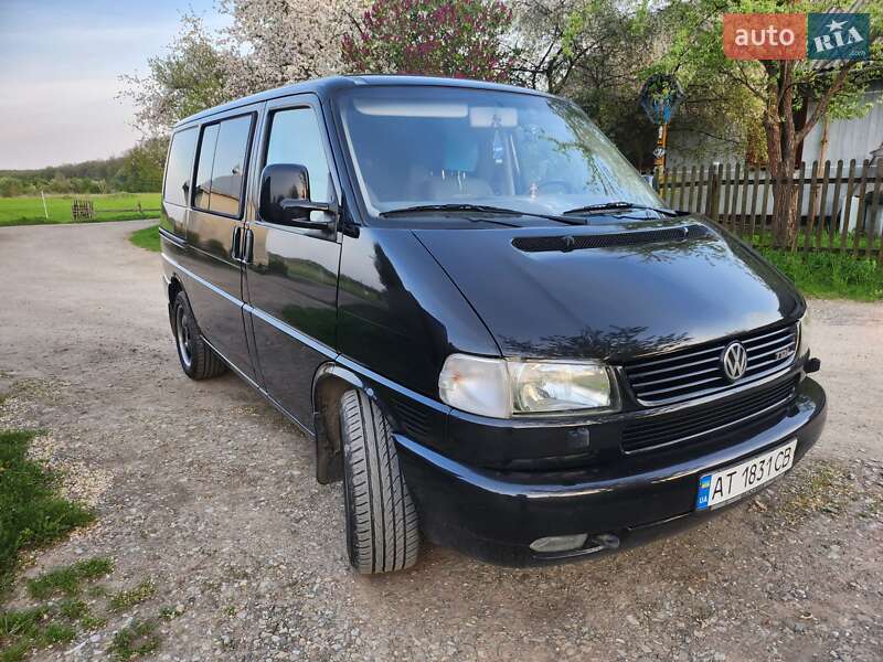 Минивэн Volkswagen Multivan 2003 в Ивано-Франковске