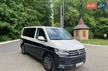 Мінівен Volkswagen Multivan 2017 в 