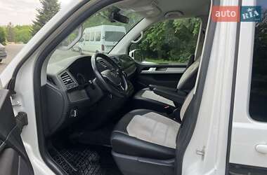 Мінівен Volkswagen Multivan 2017 в 