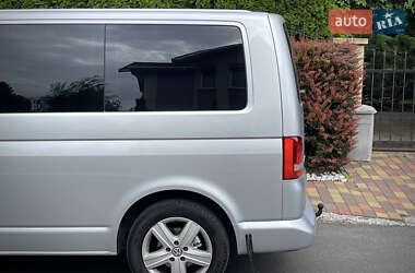 Минивэн Volkswagen Multivan 2011 в 