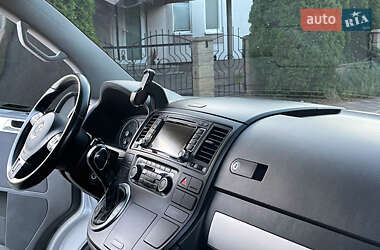Минивэн Volkswagen Multivan 2011 в 