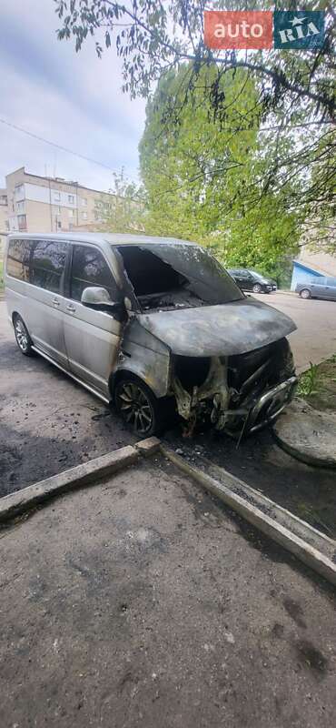 Мінівен Volkswagen Multivan 2008 в 