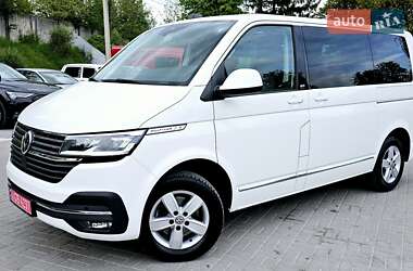 Минивэн Volkswagen Multivan 2020 в 