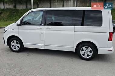 Минивэн Volkswagen Multivan 2020 в 