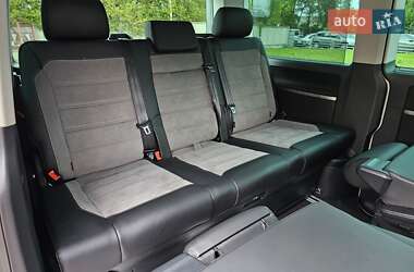 Минивэн Volkswagen Multivan 2020 в 