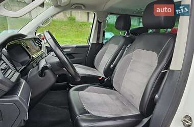Минивэн Volkswagen Multivan 2020 в 