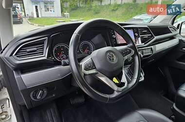Минивэн Volkswagen Multivan 2020 в 