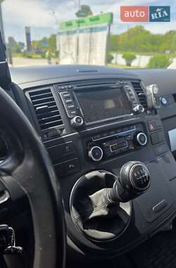 Минивэн Volkswagen Multivan 2011 в 