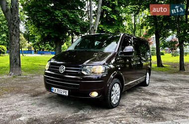 Мінівен Volkswagen Multivan 2010 в 