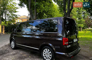 Мінівен Volkswagen Multivan 2010 в 