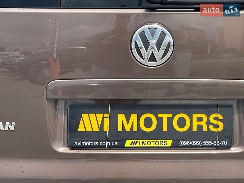 Мінівен Volkswagen Multivan 2013 в Києві