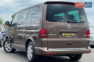 Минивэн Volkswagen Multivan 2013 в 