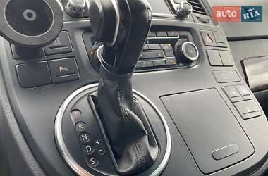 Минивэн Volkswagen Multivan 2013 в 