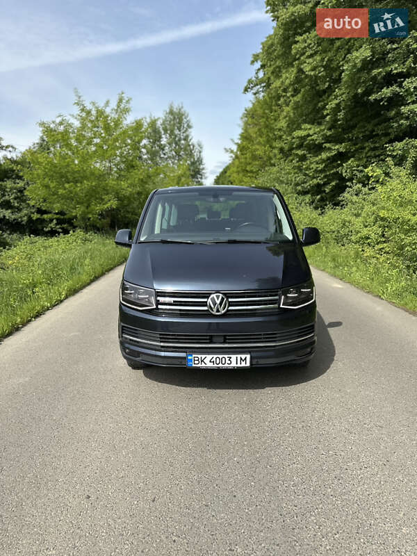 Минивэн Volkswagen Multivan 2019 в 