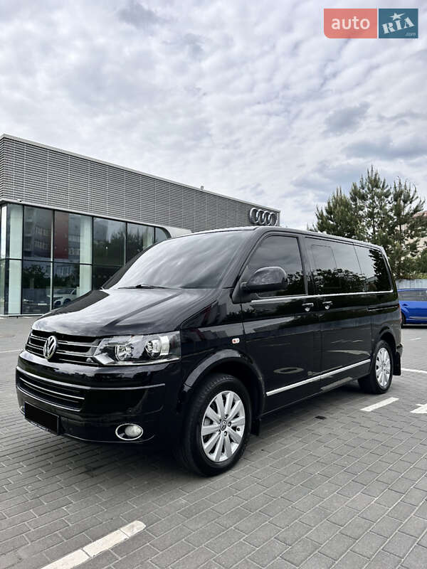Volkswagen Multivan 2012
