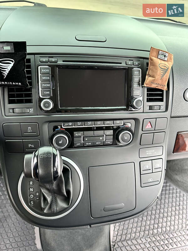 Минивэн Volkswagen Multivan 2012 в Харькове