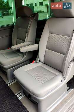 Мінівен Volkswagen Multivan 2003 в 