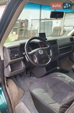 Мінівен Volkswagen Multivan 2001 в 