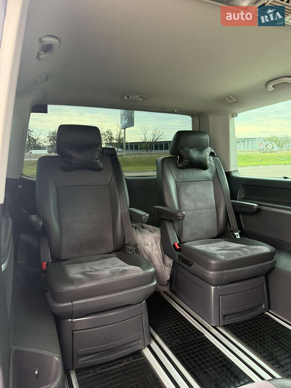 Минивэн Volkswagen Multivan 2010 в Одессе