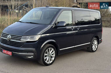 Минивэн Volkswagen Multivan 2020 в 