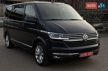 Минивэн Volkswagen Multivan 2020 в 