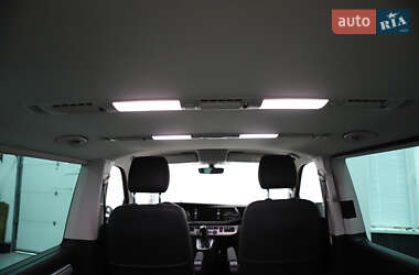 Минивэн Volkswagen Multivan 2020 в 