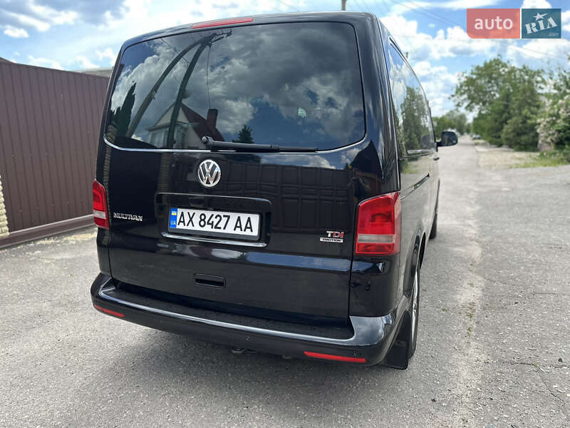 Минивэн Volkswagen Multivan 2015 в Змиеве