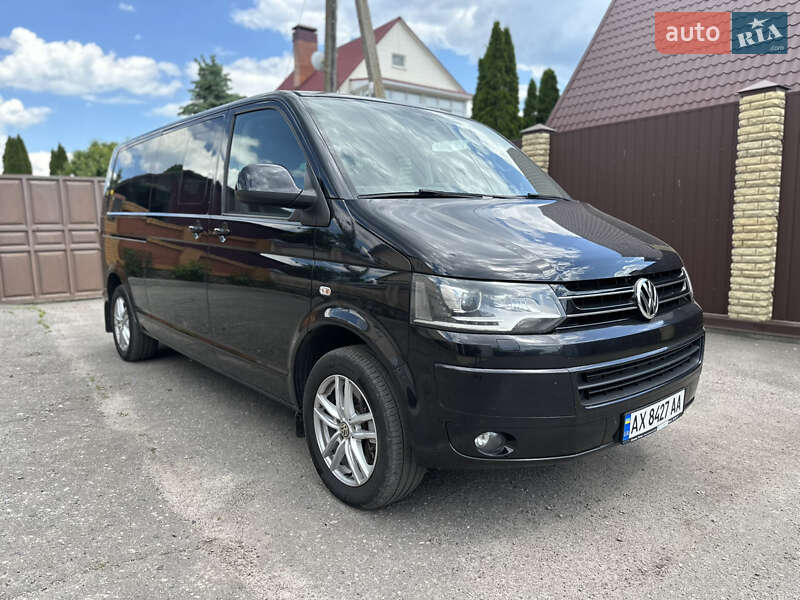 Минивэн Volkswagen Multivan 2015 в Змиеве