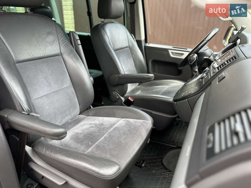 Минивэн Volkswagen Multivan 2015 в Змиеве
