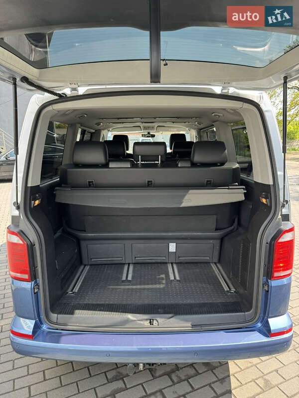 Минивэн Volkswagen Multivan 2018 в Киверцах