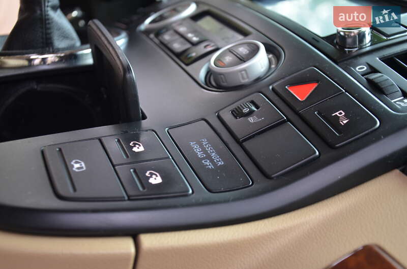 Минивэн Volkswagen Multivan 2008 в Трускавце