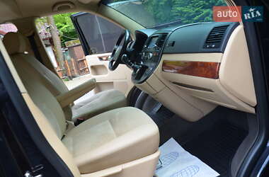 Минивэн Volkswagen Multivan 2008 в 