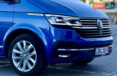 Минивэн Volkswagen Multivan 2020 в 