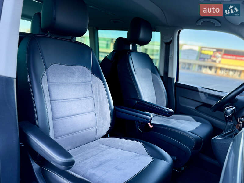 Мінівен Volkswagen Multivan 2020 в Чернівцях