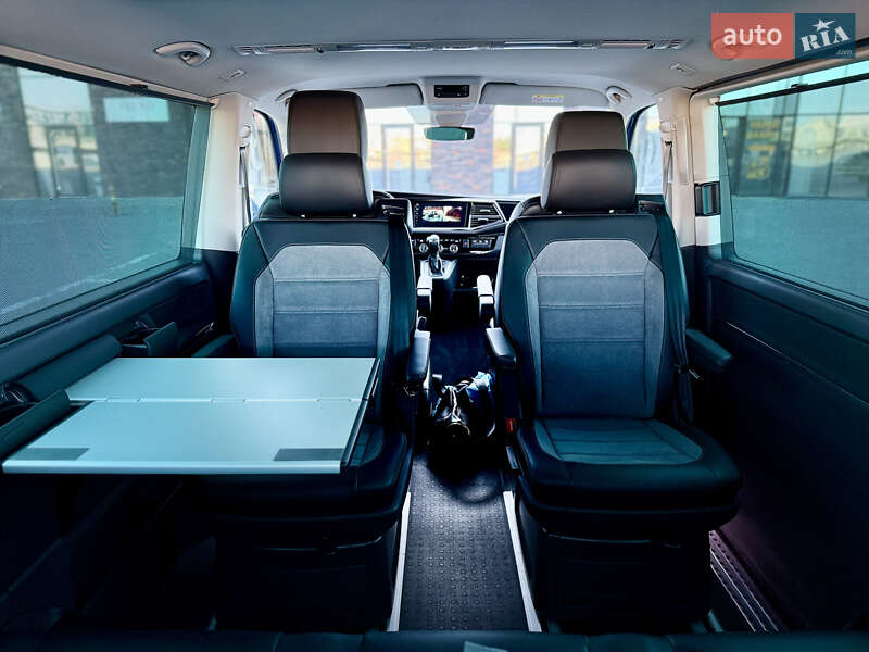 Мінівен Volkswagen Multivan 2020 в Чернівцях