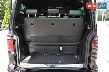 Минивэн Volkswagen Multivan 2015 в 