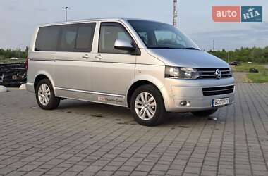 Минивэн Volkswagen Multivan 2012 в 