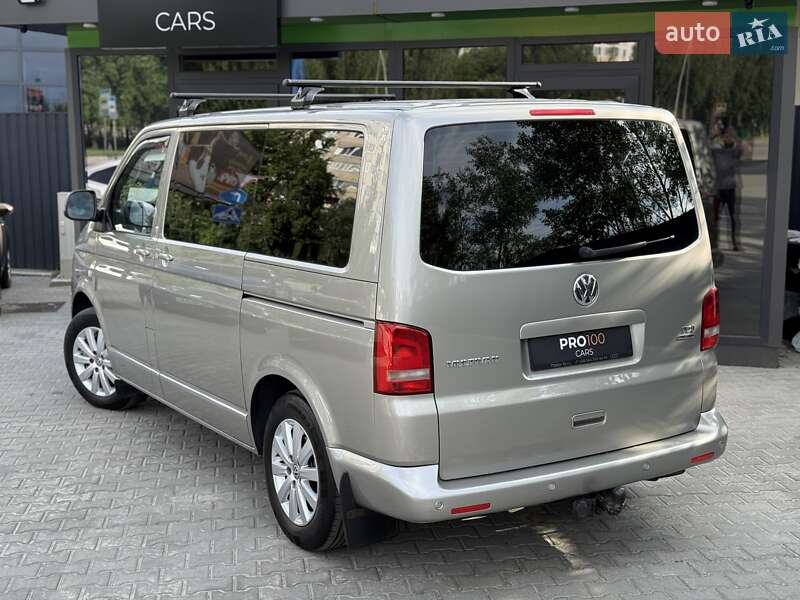 Мінівен Volkswagen Multivan 2011 в Києві