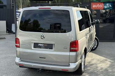 Минивэн Volkswagen Multivan 2011 в 