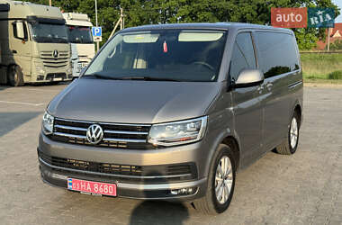 Минивэн Volkswagen Multivan 2018 в 