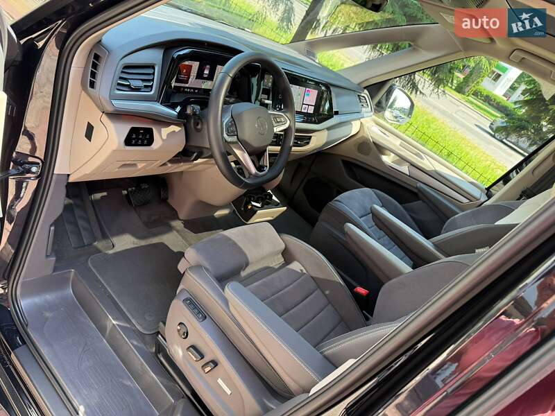 Минивэн Volkswagen Multivan 2023 в Черкассах