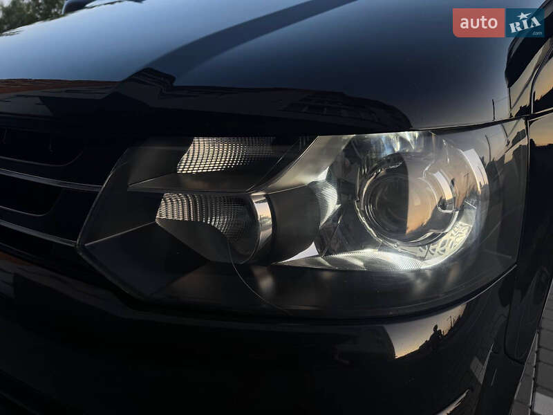 Минивэн Volkswagen Multivan 2010 в Виннице