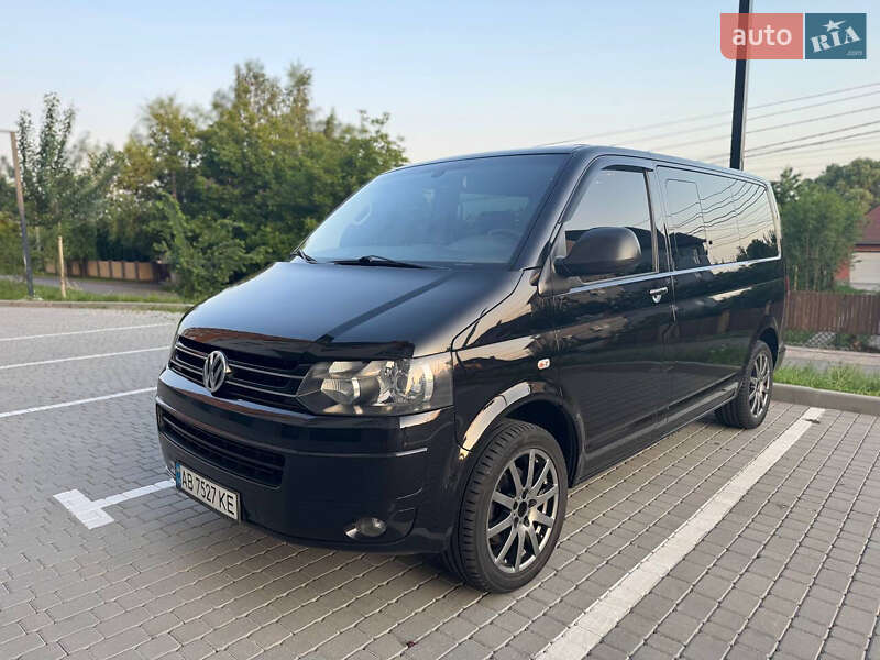 Минивэн Volkswagen Multivan 2010 в Виннице