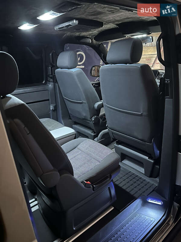 Минивэн Volkswagen Multivan 2006 в Харькове