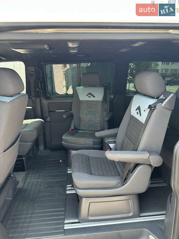 Минивэн Volkswagen Multivan 2006 в Харькове